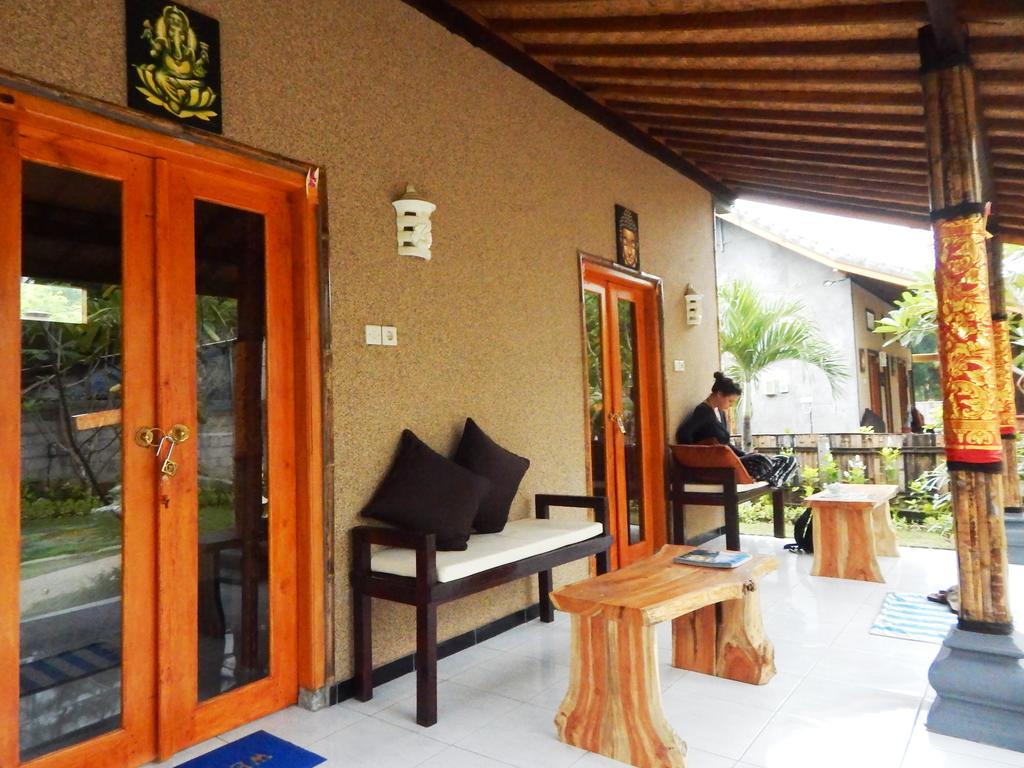 Yuda Menjangan Homestay Banyuwedang Exterior photo