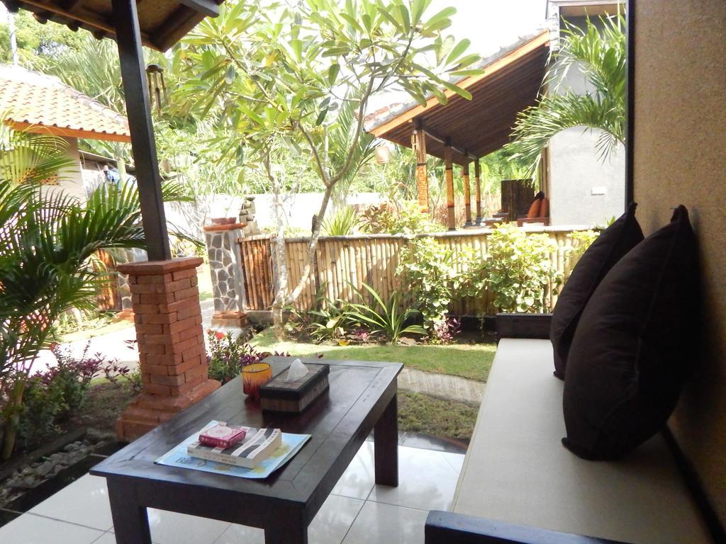 Yuda Menjangan Homestay Banyuwedang Exterior photo