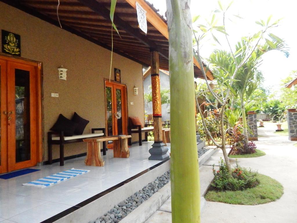 Yuda Menjangan Homestay Banyuwedang Exterior photo