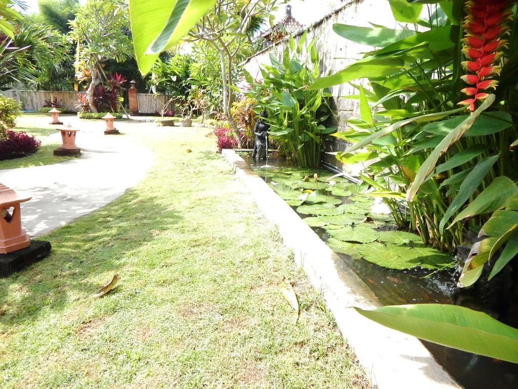 Yuda Menjangan Homestay Banyuwedang Exterior photo