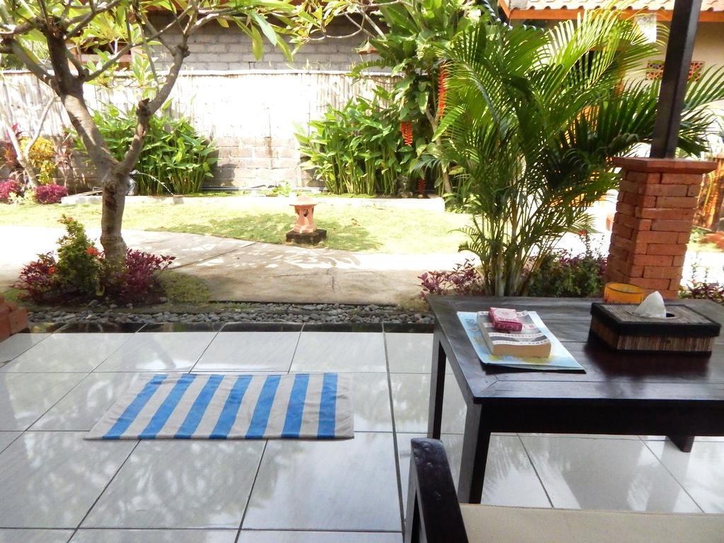 Yuda Menjangan Homestay Banyuwedang Exterior photo