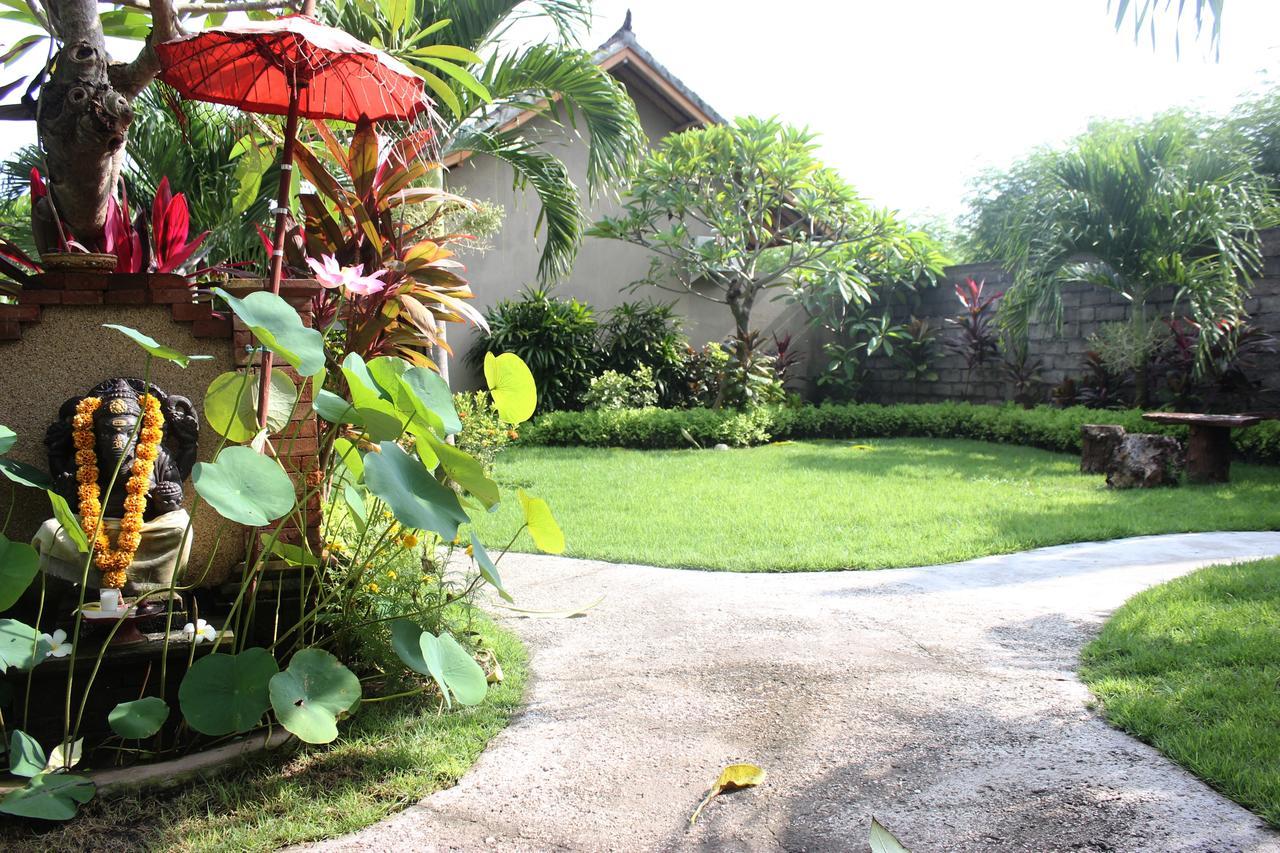 Yuda Menjangan Homestay Banyuwedang Exterior photo